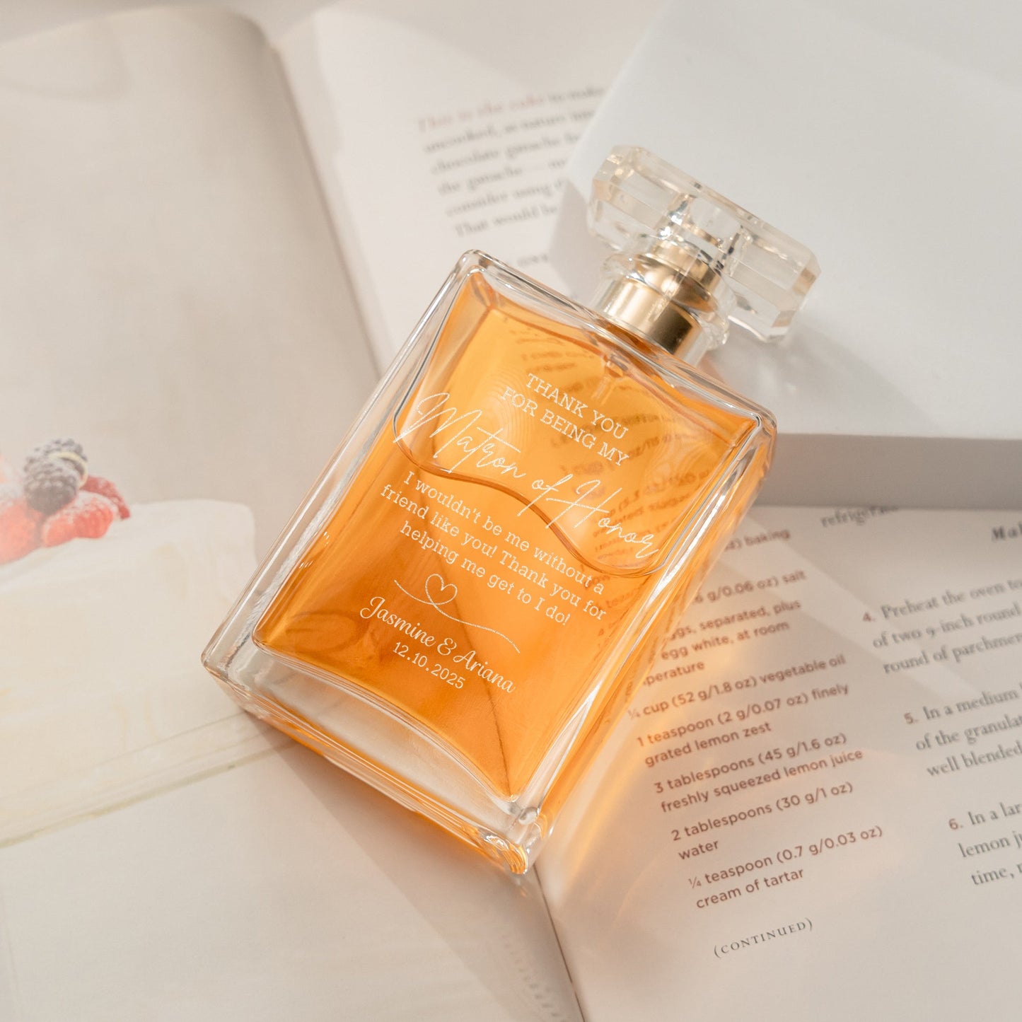 Beautiful Personalized Matron of Honor Glass Perfume Bottle suitable for maid of honor gifts and wedding celebrations