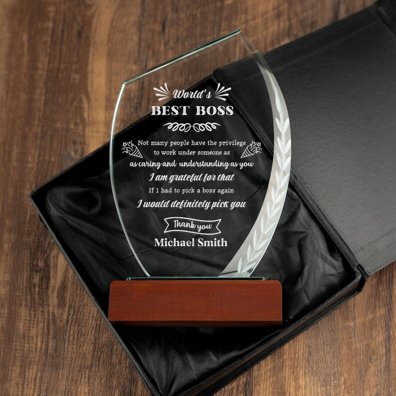 An elegant thank you gift to boss, this Personalized Boss Appreciation Crystal Award is a top gift idea for boss.