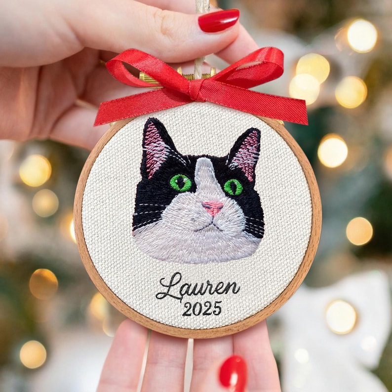 Embroidered Christmas Cat Photo Ornament Best Gifts for Pet Owners and Cat Lovers