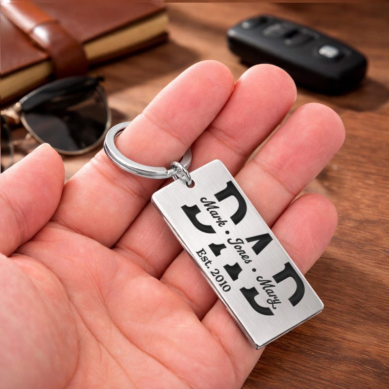 Personalized First Father's Day Metal Keychain – Lucy Engraving