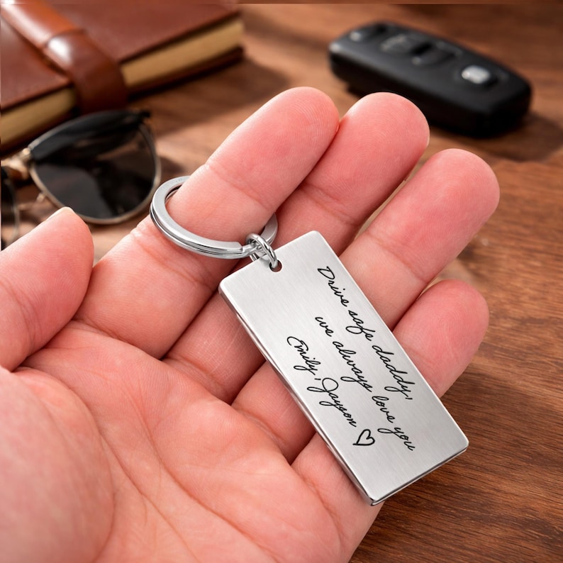 Engraved key ring and drive safe daddy keyring in premium metal, a meaningful engraved gift for dad in 2026.