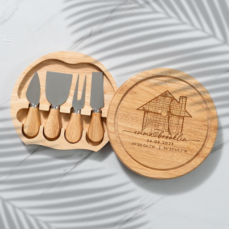 The perfect housewarming charcuterie board, this Personalized Round Cheese Board is a durable and stylish bamboo board.