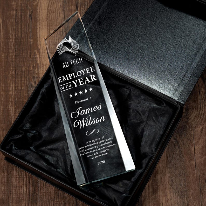This custom award is an ideal employee appreciation gift, serving as a high-quality long service award for professionals.