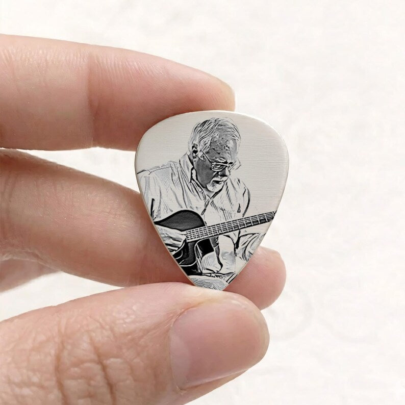 Customized guitar plectrum with a memorial picture, a meaningful gift for the death of a father.