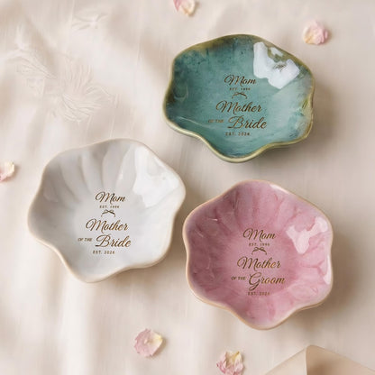 Elegant engraved ring holder for mom from daughter, serving as a lasting memento of your wedding day.