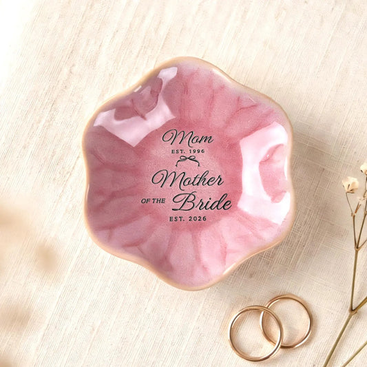 Beautifully designed Mother of the Groom gifts, perfect for expressing gratitude during the wedding.