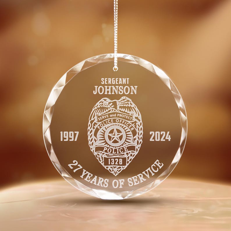 Celebrate a distinguished career with a Personalized Police Retirement Glass Ornament, the perfect police ornament for a retiring officer.