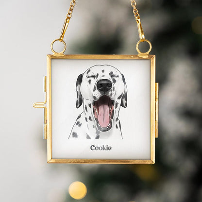 A beautiful dog mom gift, the Personalized Watercolor Dog Photo Golden Frame Ornament features a unique golden frame.