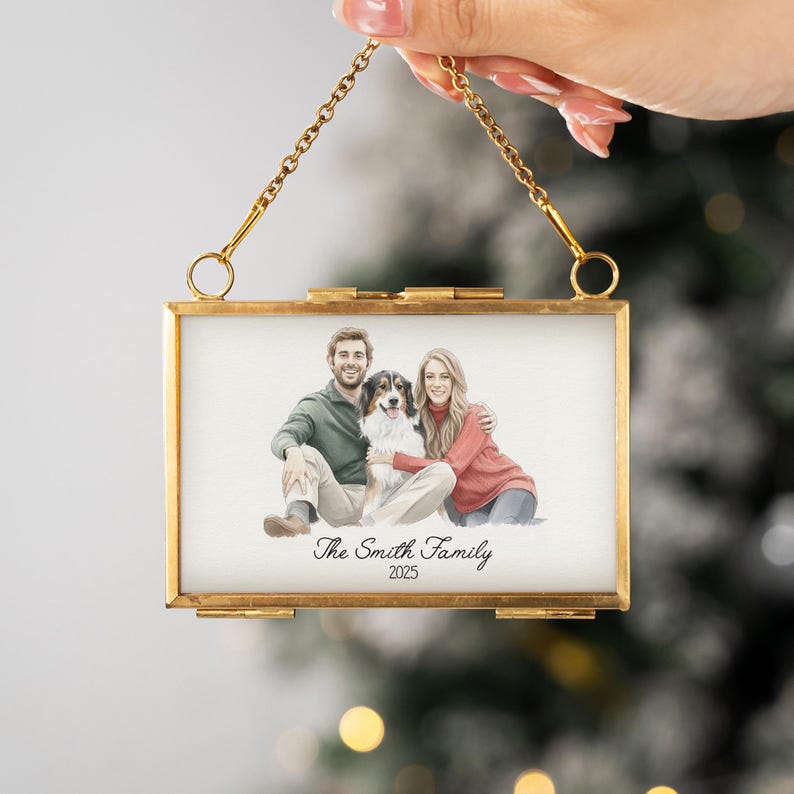 An elegant watercolor Christmas ornament, this Personalized Watercolor Portrait Frame Ornament beautifully captures a personalized family portrait.