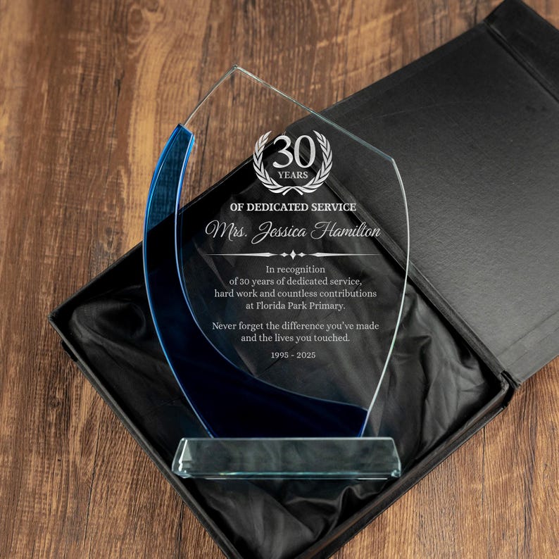 This crystal award is a perfect years of service recognition gift, ideal as a 30 years of service award for a manager.