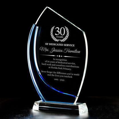 The custom employee dedication glass trophy, a Personalized Crystal Award Gift for Boss, serves as a stunning year of service award.