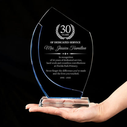 An elegant thank you plaque for manager, this Personalized Crystal Award Gift for Boss is a high-quality custom award with a gift box included.